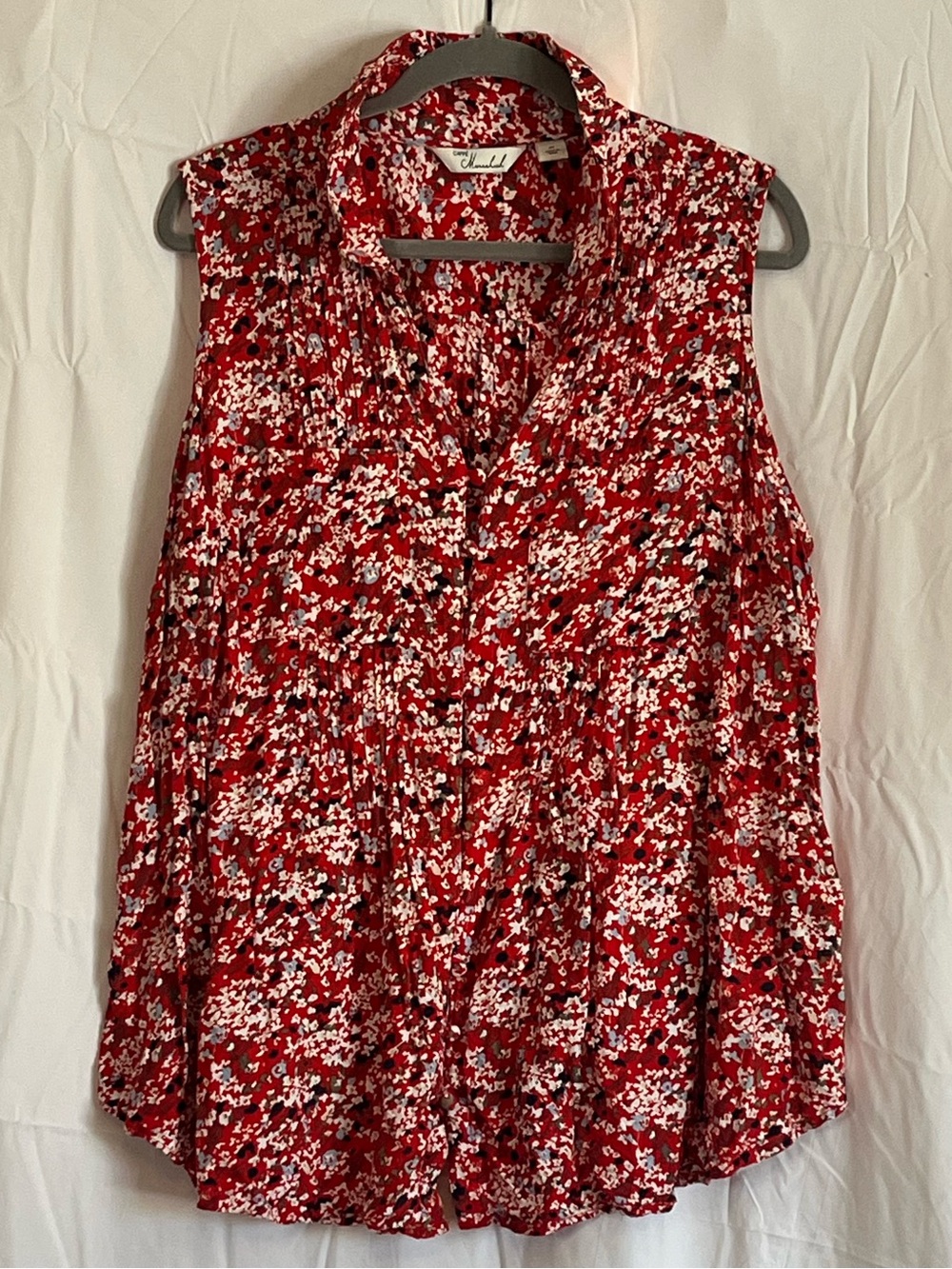 Red Floral Sleeveless Button-Down Top
